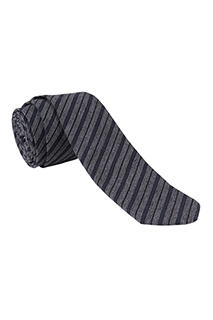 Neck Tie: Diagonal Stripe - side view